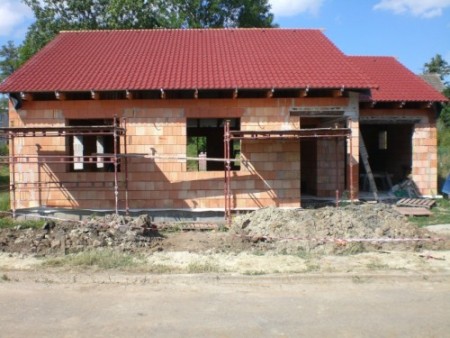 5.7.2008 - A zepředu, už jen doladit hřebenáče a tak celkově